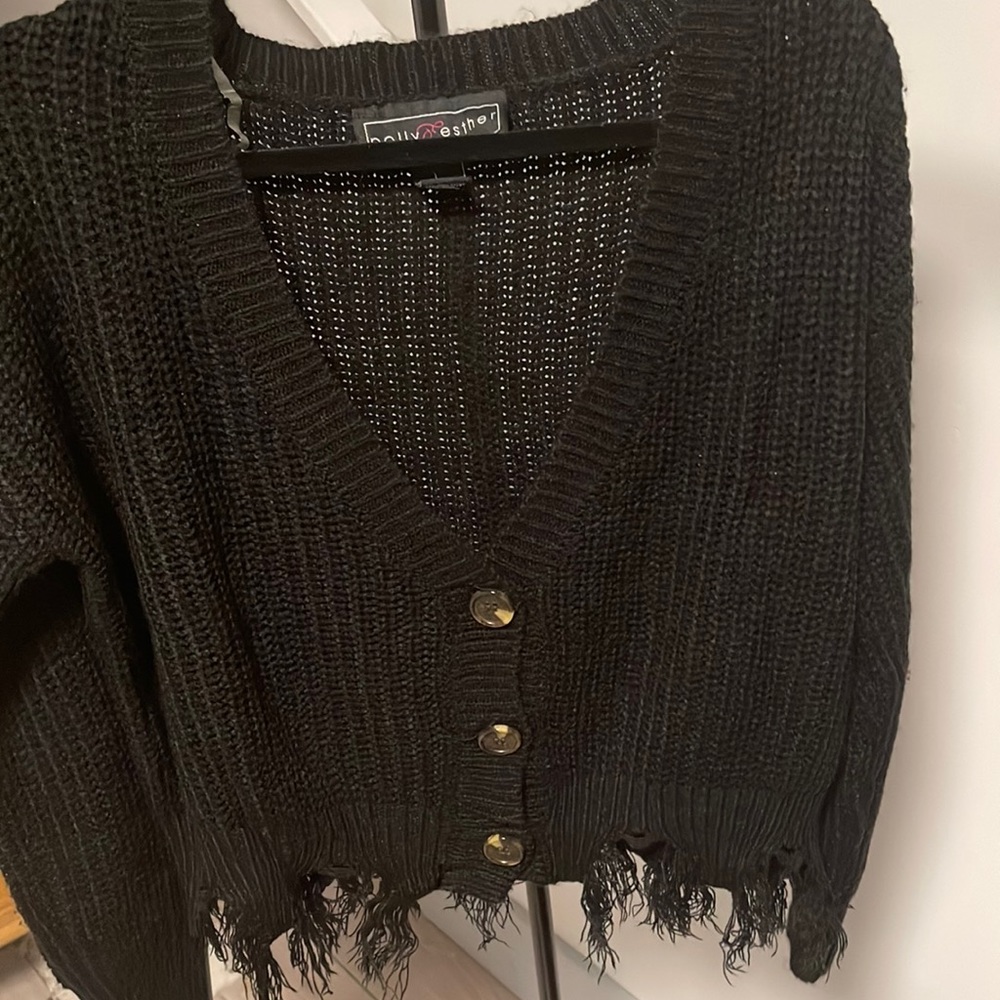 Raw crop sweater